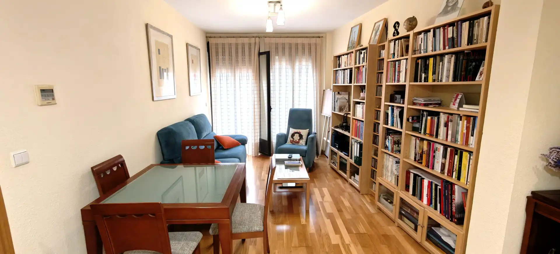 Flat with terrace for sale in Calle de la Viola