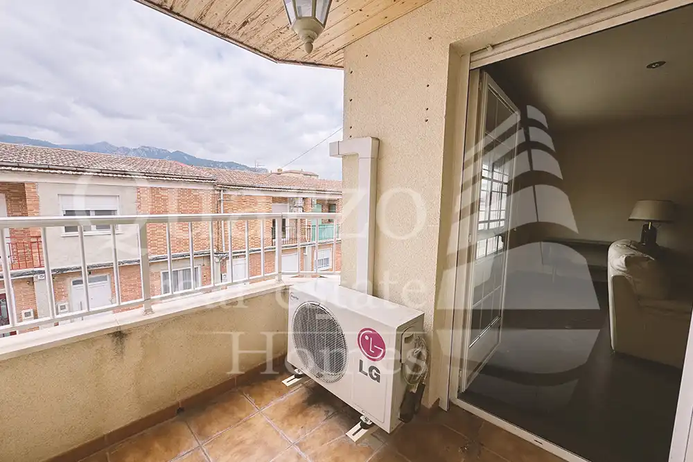 Doppelhaushälfte mit Terrasse zum Verkauf in Carrer Doctor F. Alonso, imagen 7