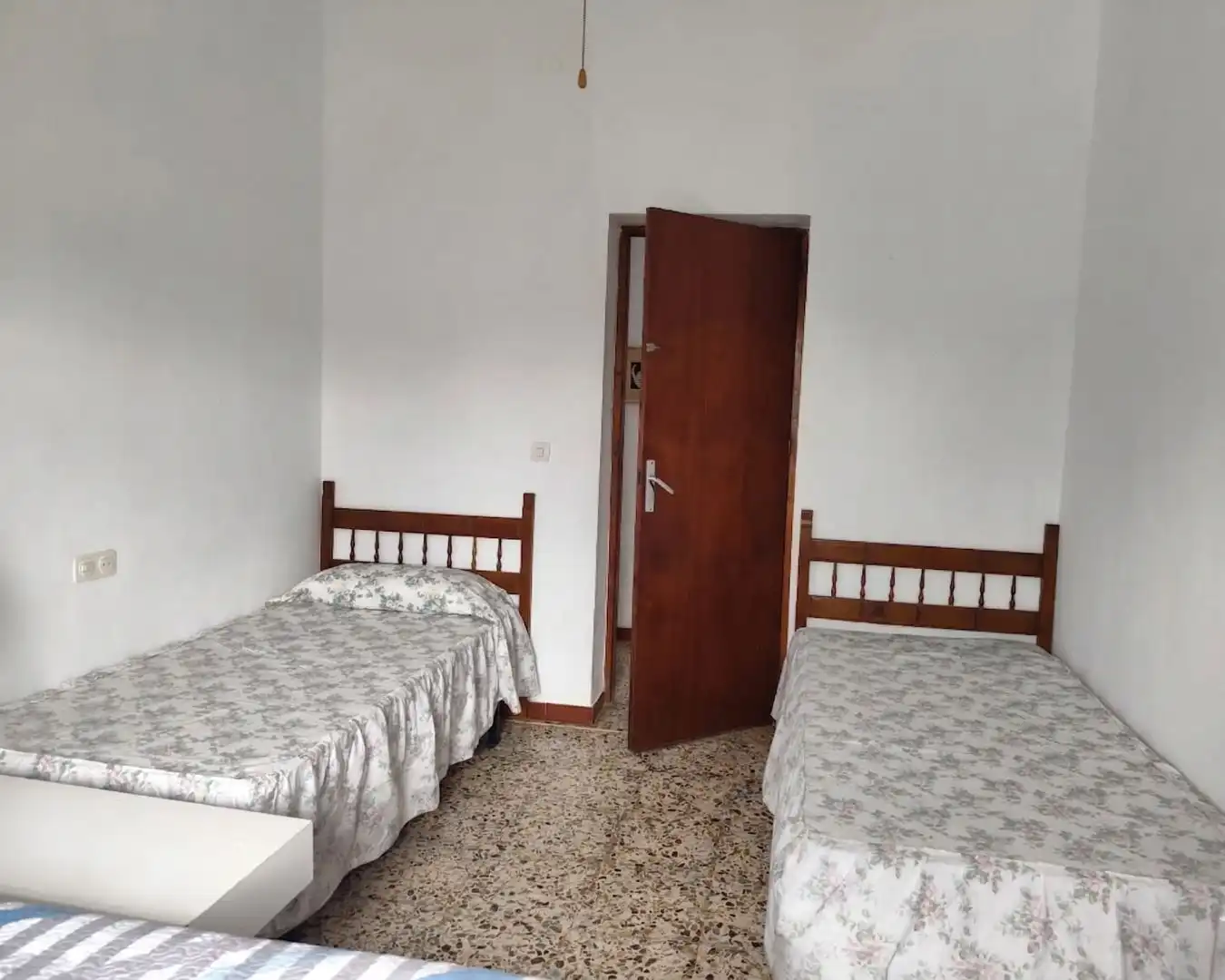 Dormitori de Casa o xalet en venda en Hinojos amb Jardí privat, Terrassa i Traster