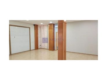 Local comercial en venda a Casco Antiguo