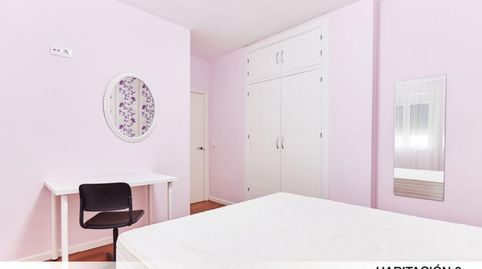 Foto 5 de Habitació a Los Remedios, Sevilla Capital