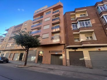 Individual amb ascensor en venda a Calle Lope de Vega 13