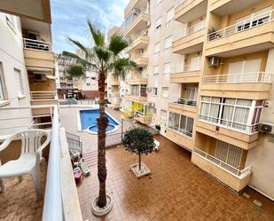 Exterior view of Apartment to rent in Torrevieja  with Air Conditioner and Balcony