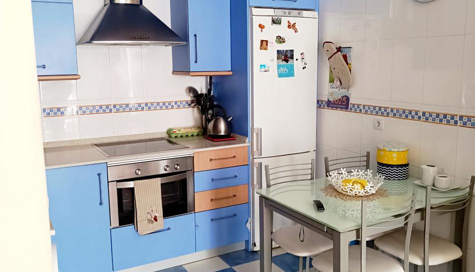 Foto 1 de Pis en venda a Los Corrales de Buelna - Calle  Luzmela, Los Corrales de Buelna , Cantabria