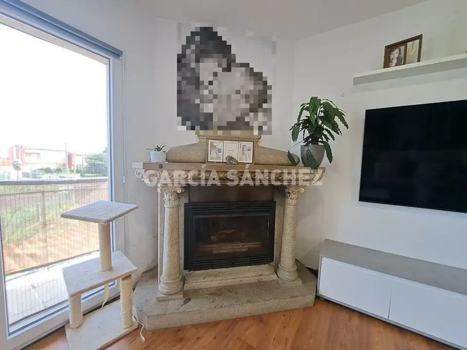Living room of Houses for sale in Boiro  with Private garden, Terrace and Furnished