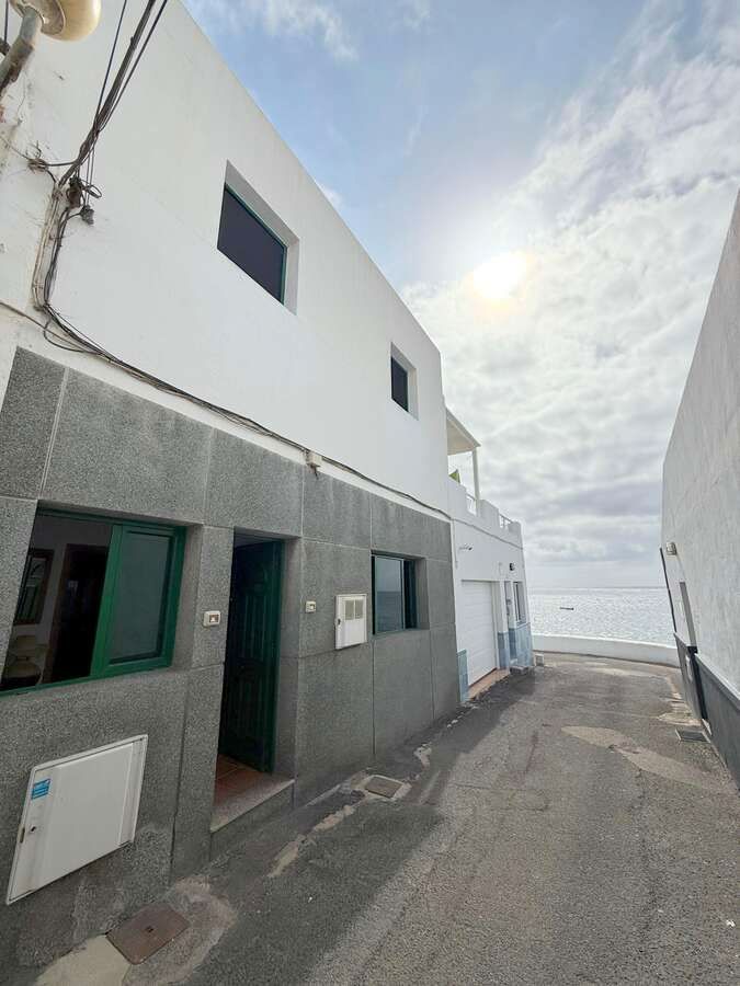 Exterior view of Single-family semi-detached for sale in Haría  with Furnished