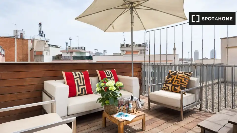 Flat with terrace to rent in Eixample, imagen 6