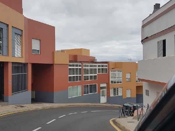 Vista exterior de Piso en venta en San Cristóbal de la Laguna con Balcón