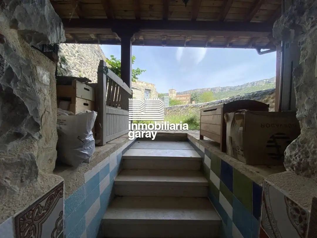 Casa o chalet en venta en Valle de Valdebezana con Calefacción y Amueblado