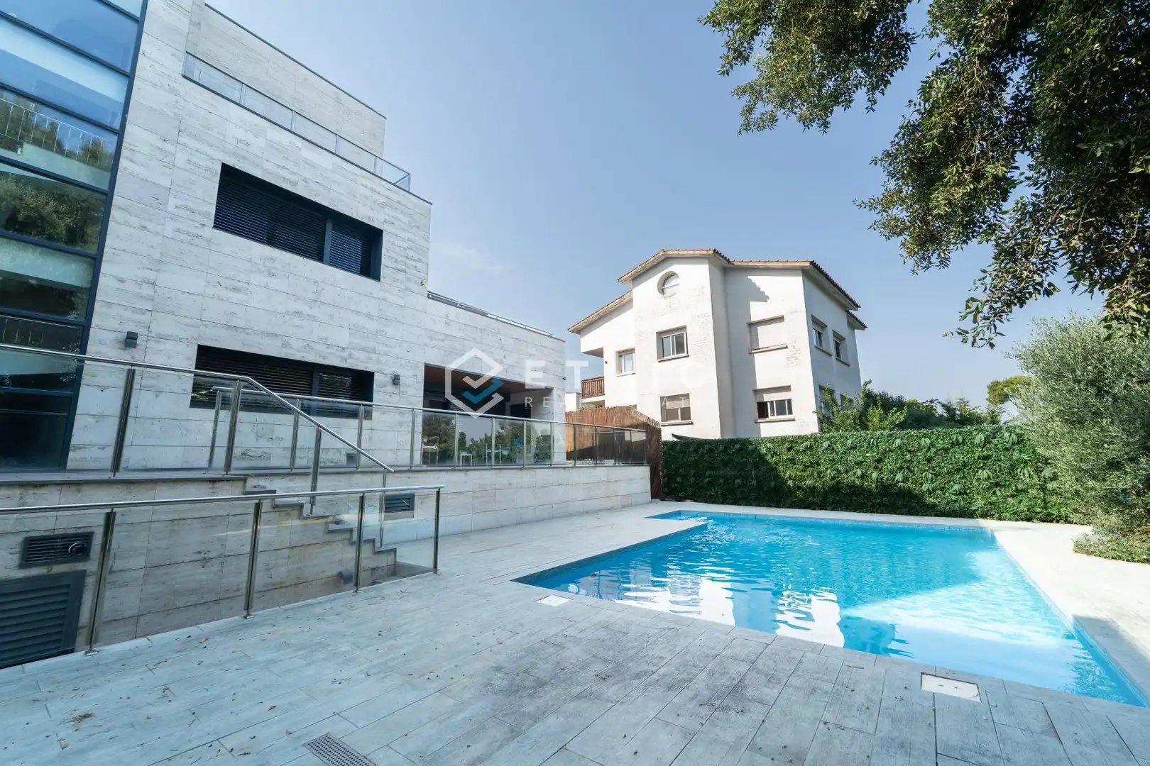 Piscina de Casa o xalet en venda en Sant Cugat del Vallès amb Aire condicionat, Jardí privat i Terrassa