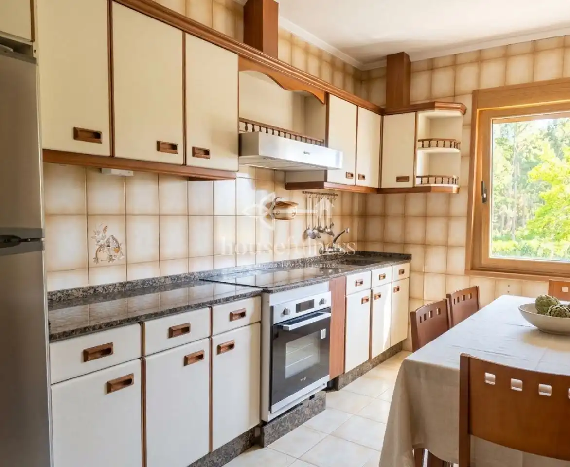 Chalet con jardín en venta en Sedes - Pedroso - Doso, imagen 12