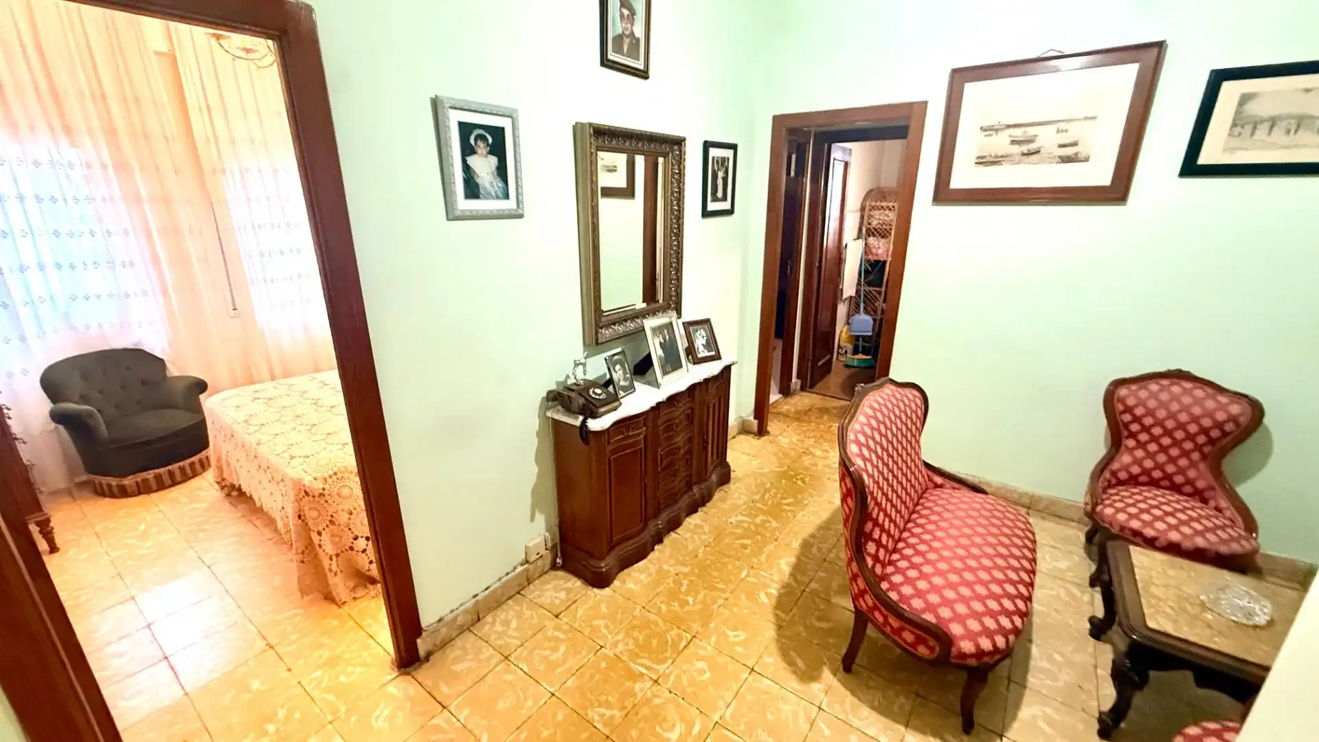 Casa o xalet en venda en Ourense Capital  amb Aire condicionat, Calefacció i Moblat