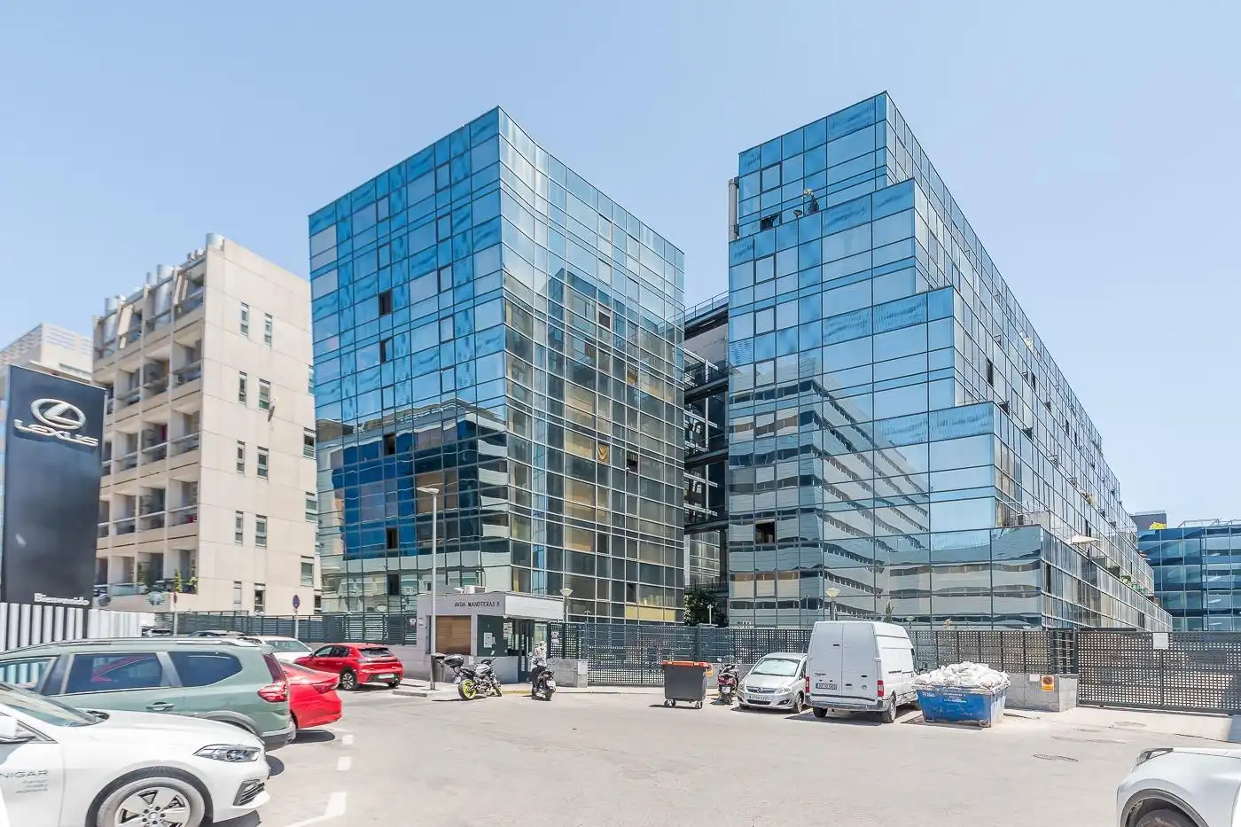 Vista exterior de Dúplex de alquiler en Madrid con Aire acondicionado, Calefacción y Parquet