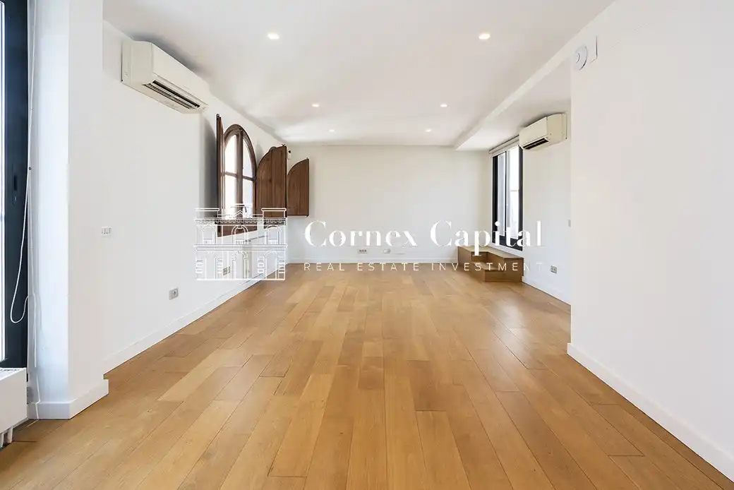 Vista exterior de Casa adosada en venta en Barcelona con Aire acondicionado, Calefacción y Jardín privado
