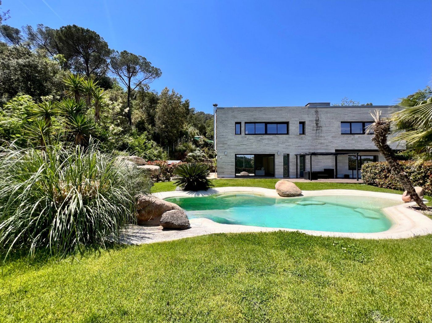 Garden of House or chalet for sale in Vallromanes  with Air Conditioner, Heating and Private garden