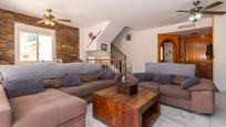 Sala d'estar de Casa adosada en venda en Estepona amb Terrassa, Traster i Balcó
