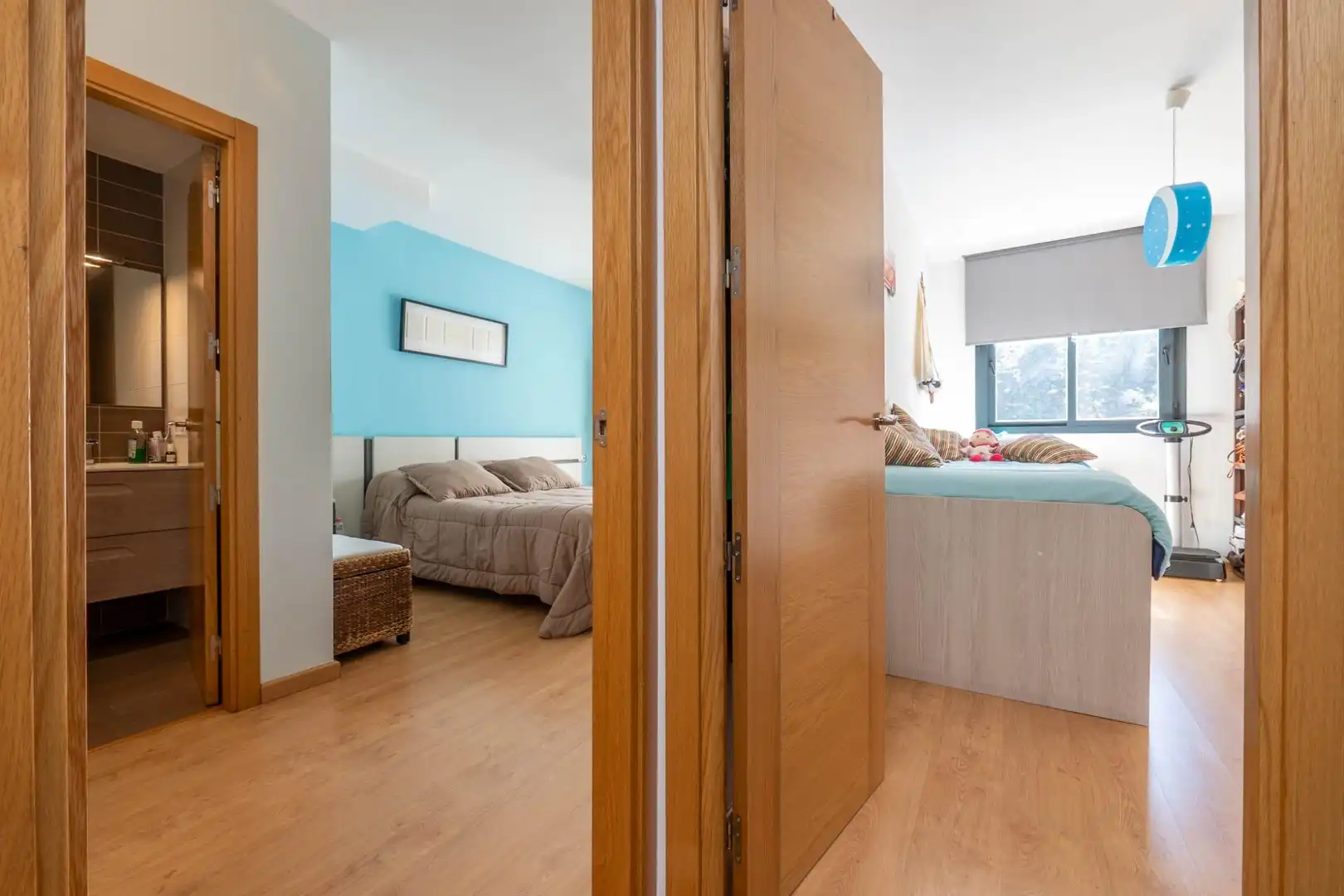 Dormitori de Casa o xalet en venda en Granada amb Calefacció, Terrassa i Traster