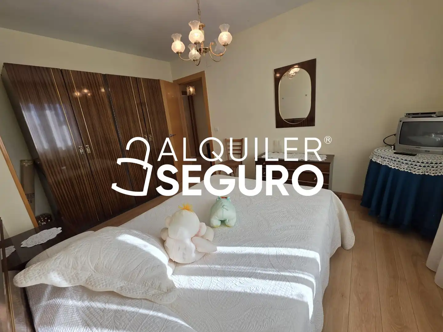 Habitación de Piso de alquiler en Burgos con Calefacción, Terraza y Amueblado