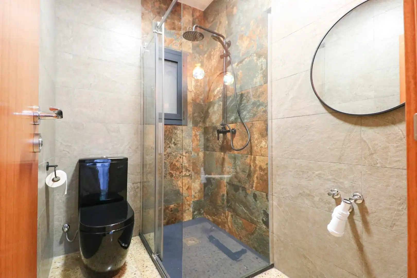 Baño de Piso en venta en Viladecans con Aire acondicionado, Terraza y Balcón
