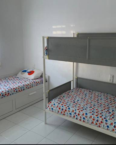 Piso en Alquiler en Avenida de Alvar Núñez en Barrio León