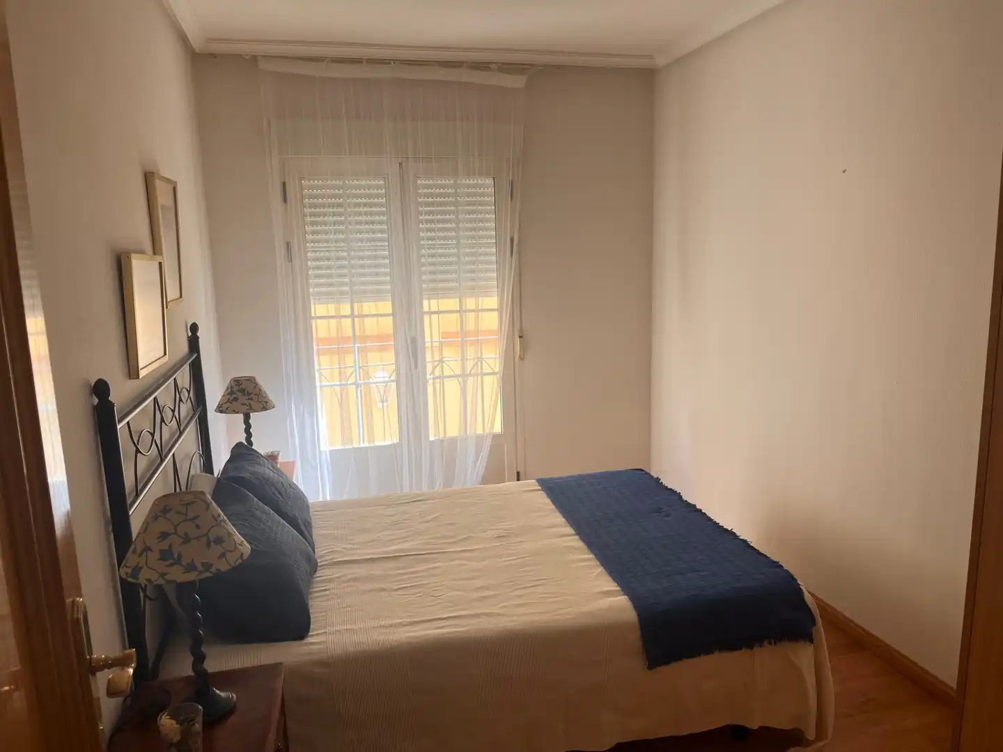 Dormitori de Pis en venda en Ávila amb Calefacció, Moblat i Rentadora
