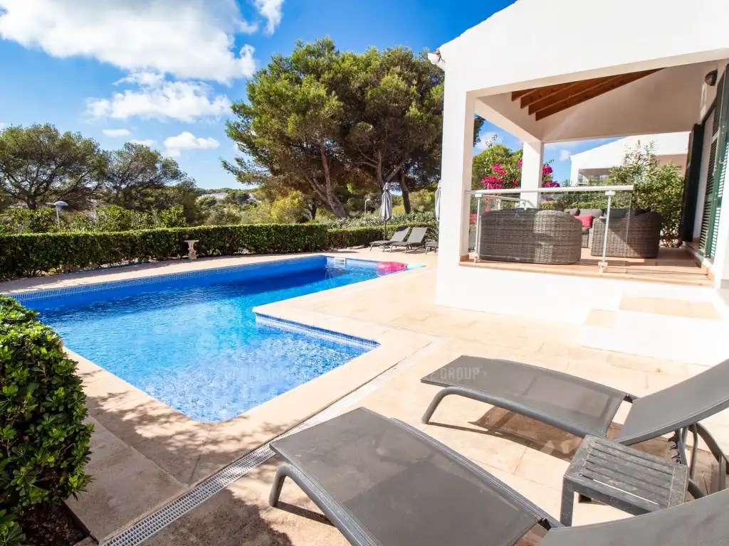 Piscina de Casa o xalet en venda en Es Mercadal amb Aire condicionat, Jardí privat i Terrassa