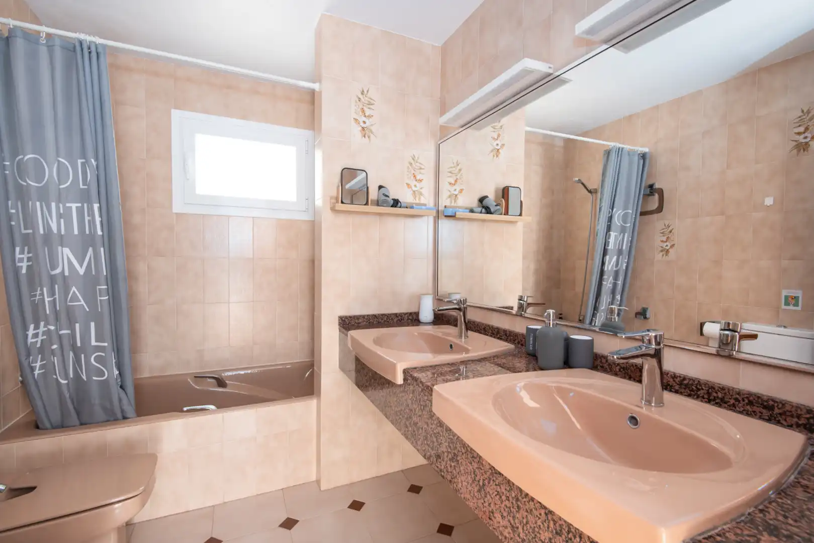 Bathroom of Houses for sale in Llucmajor  with Air Conditioner, Heating and Private garden