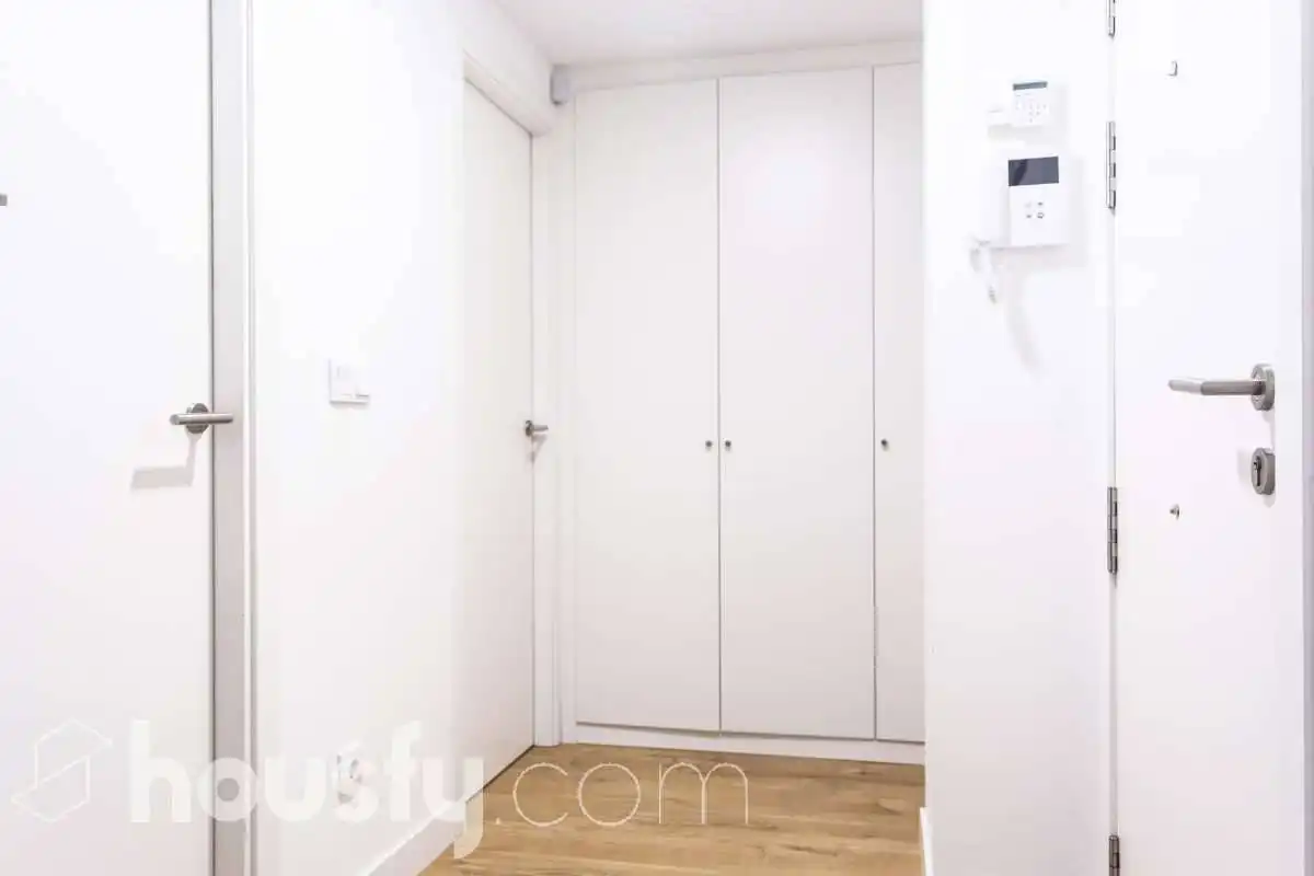 Bedroom of Flat for sale in Móstoles  with Air Conditioner, Terrace and Storage room