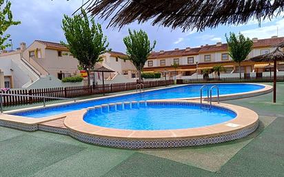 Piscina de Casa o xalet en venda en Pilar de la Horadada amb Aire condicionat i Terrassa