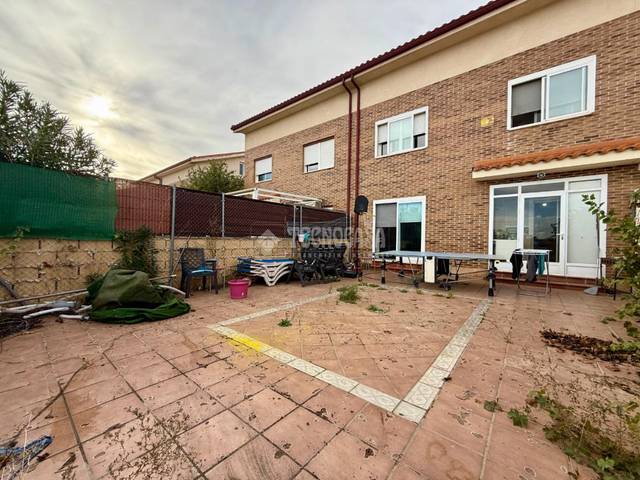 Piso en Venta en Alovera