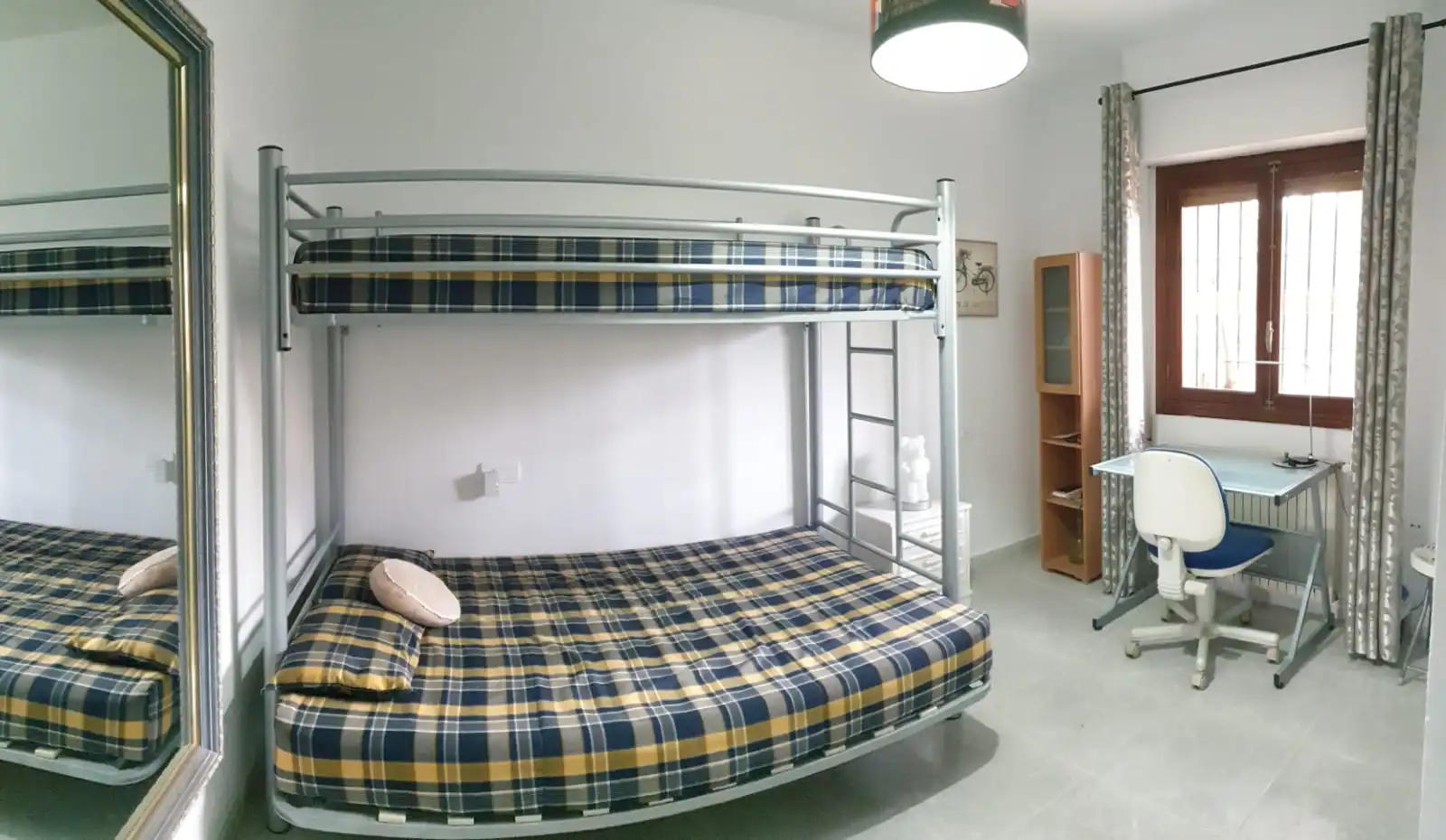 Habitación de Casa o chalet en venta en Orihuela con Aire acondicionado, Jardín privado y Terraza