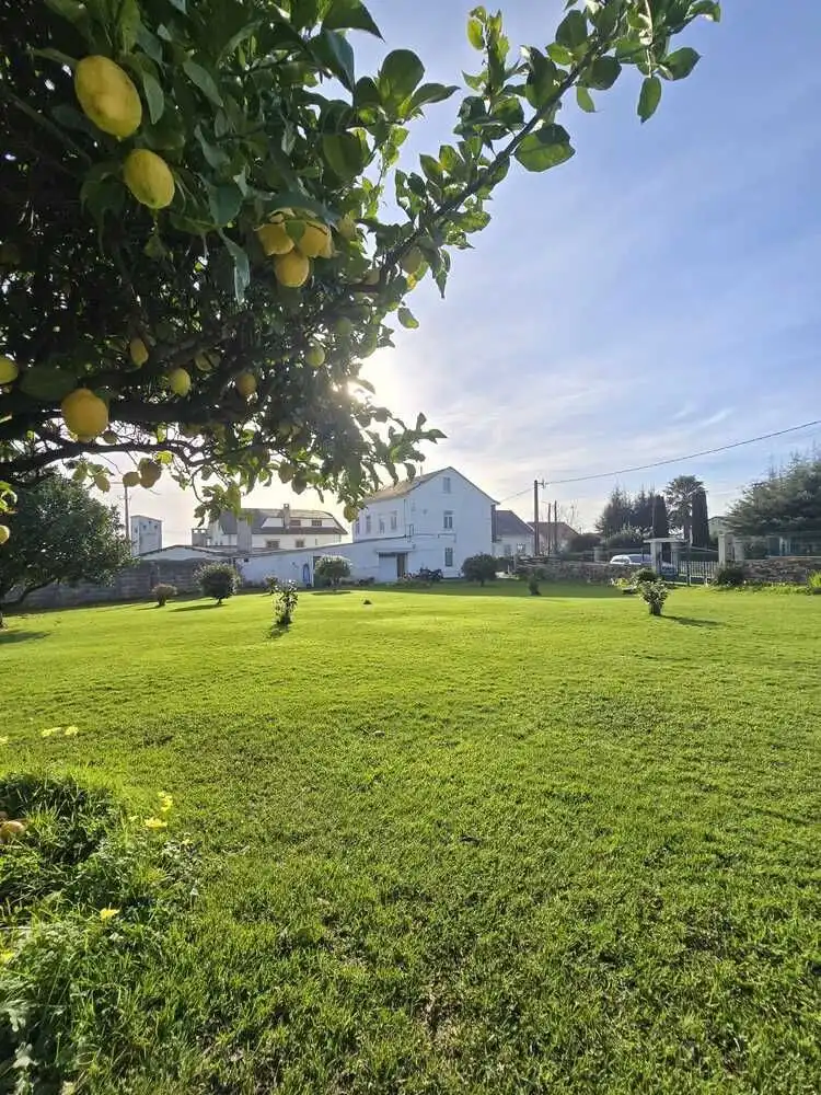 Casa con jardín en venta en A Gándara, imagen 2