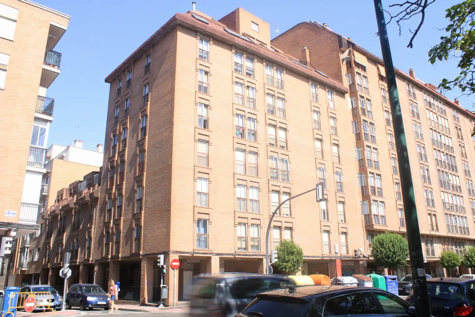 Vista exterior de Piso en venta en Valladolid con Calefacción, Parquet y Amueblado