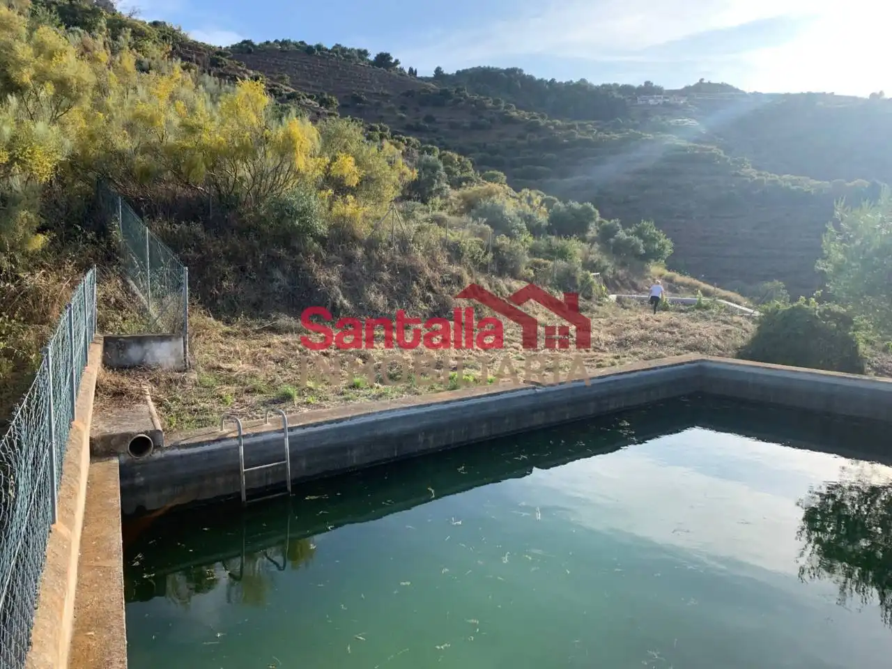 Country homes for sale in Almuñécar  with Private garden, Terrace and Furnished
