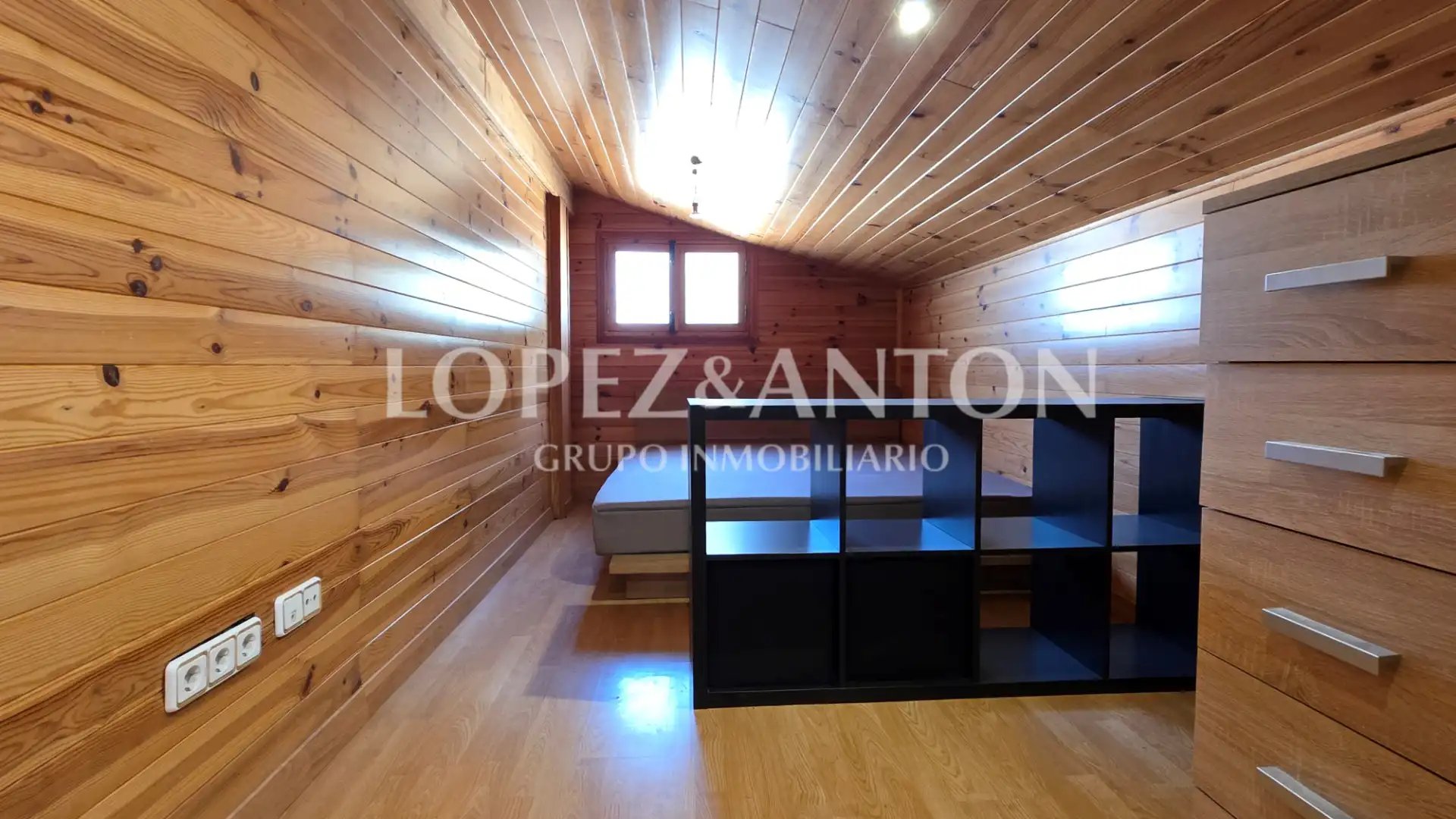 Houses for sale in L'Eliana  with Air Conditioner, Heating and Private garden