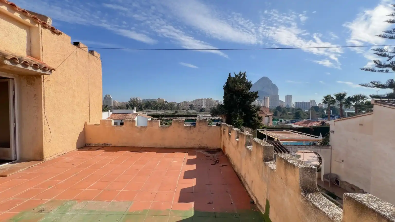 Vista exterior de Casa o chalet en venta en Calpe / Calp con Calefacción y Piscina