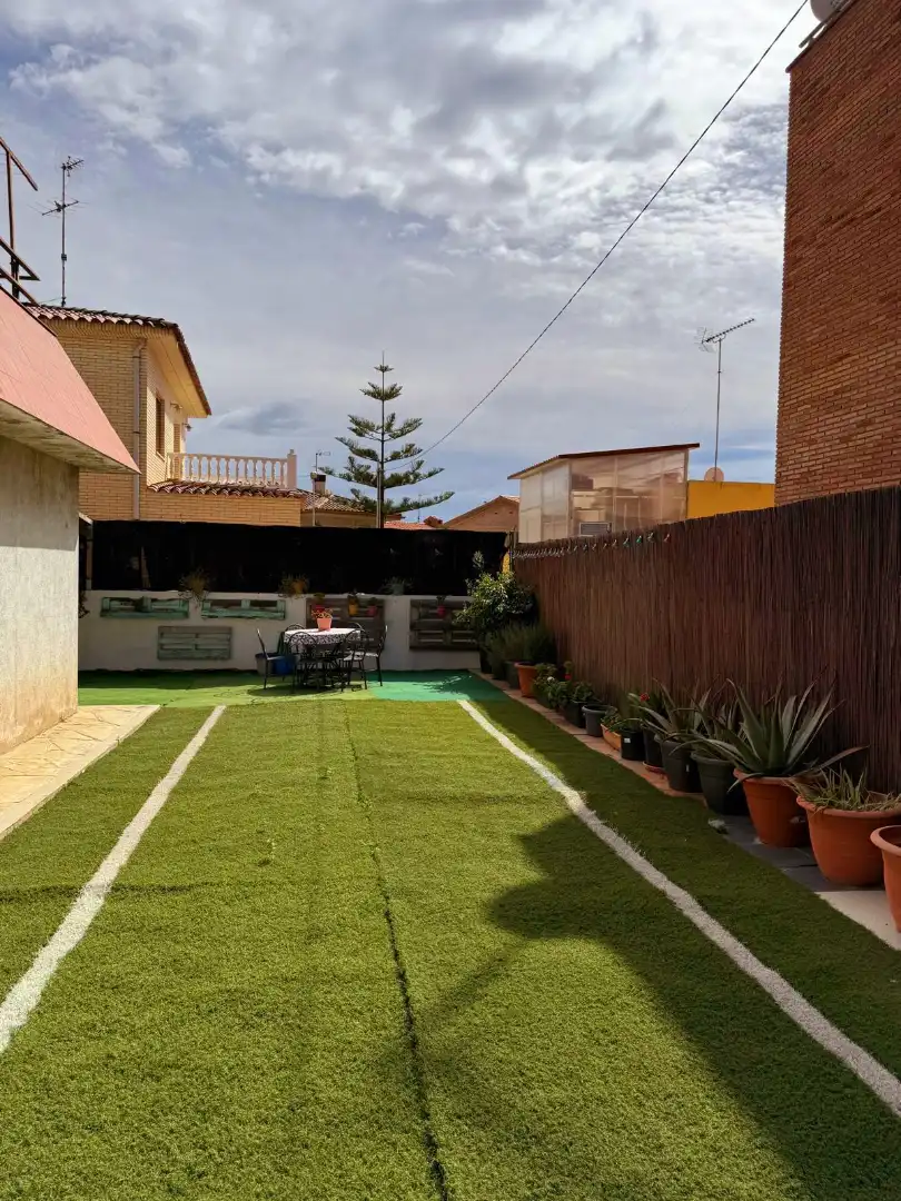 Jardín de Casa o chalet en venta en Torredembarra con Aire acondicionado, Calefacción y Jardín privado