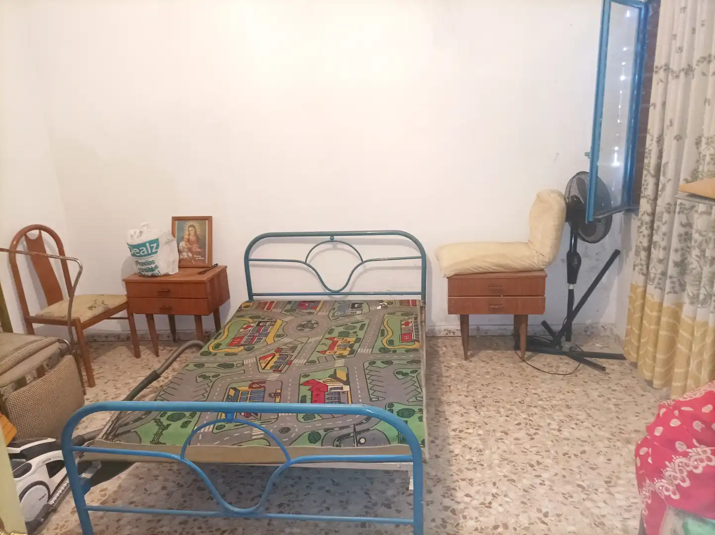 Habitación de Casa o chalet en venta en Escalona con Calefacción, Piscina y Amueblado