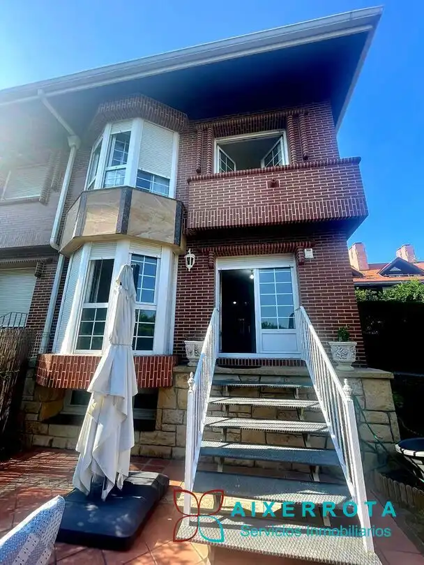 Exterior view of Detached homes for rent in Getxo   with Heating, Private garden and Terrace