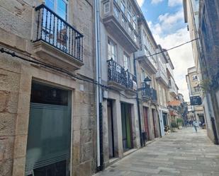 Vista exterior de Casa adosada en venda en Padrón amb Calefacció, Terrassa i Traster