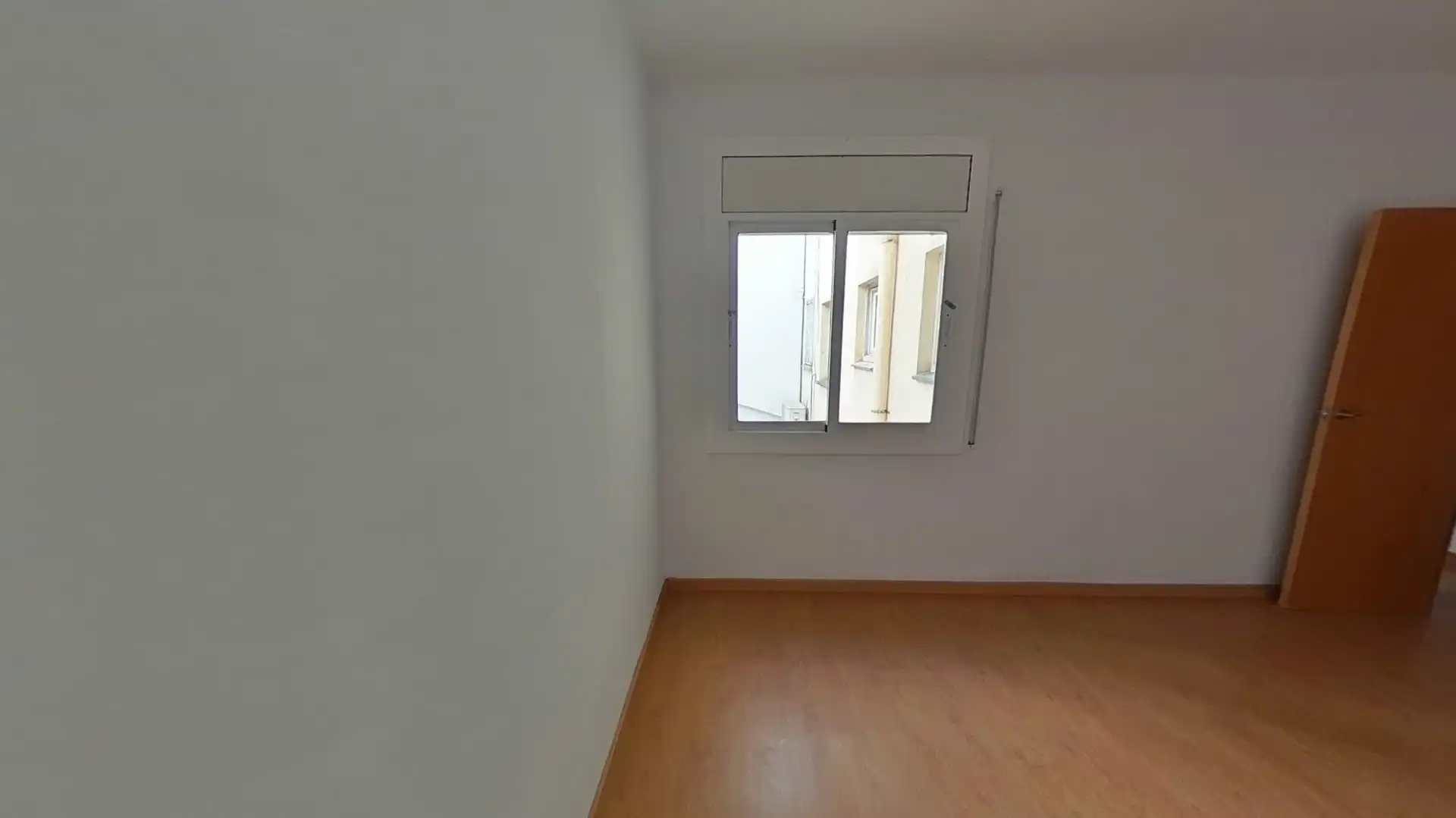 Schlafzimmer von Wohnung zum Verkauf in L'Hospitalet de Llobregat mit Heizung