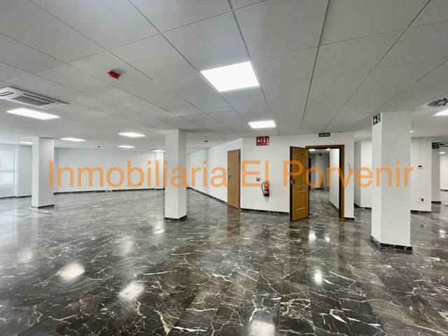 Oficina en Alquiler en Zona Avenida al Vedat