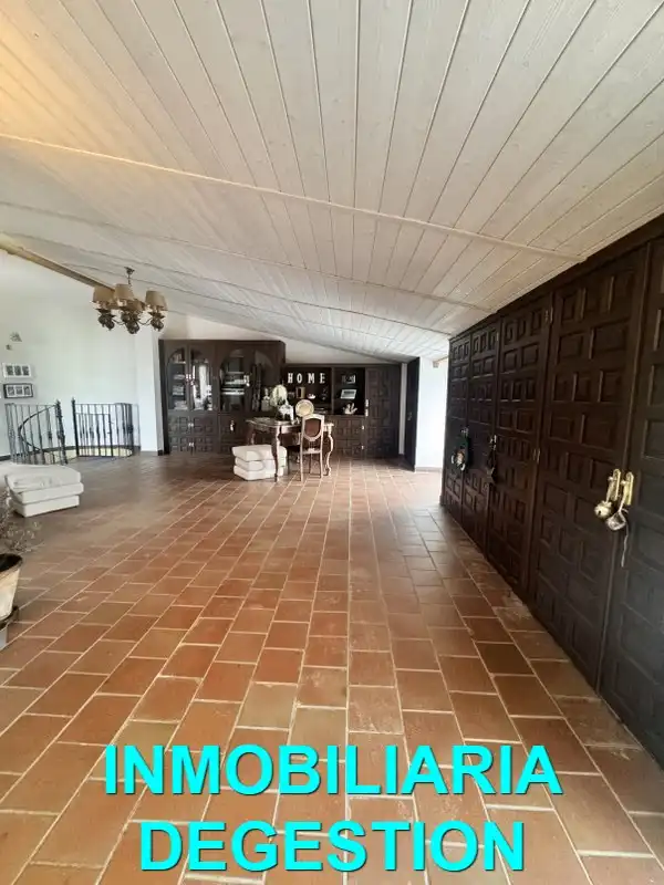 Attic for sale in Linares  with Terrace, Storage room and Balcony