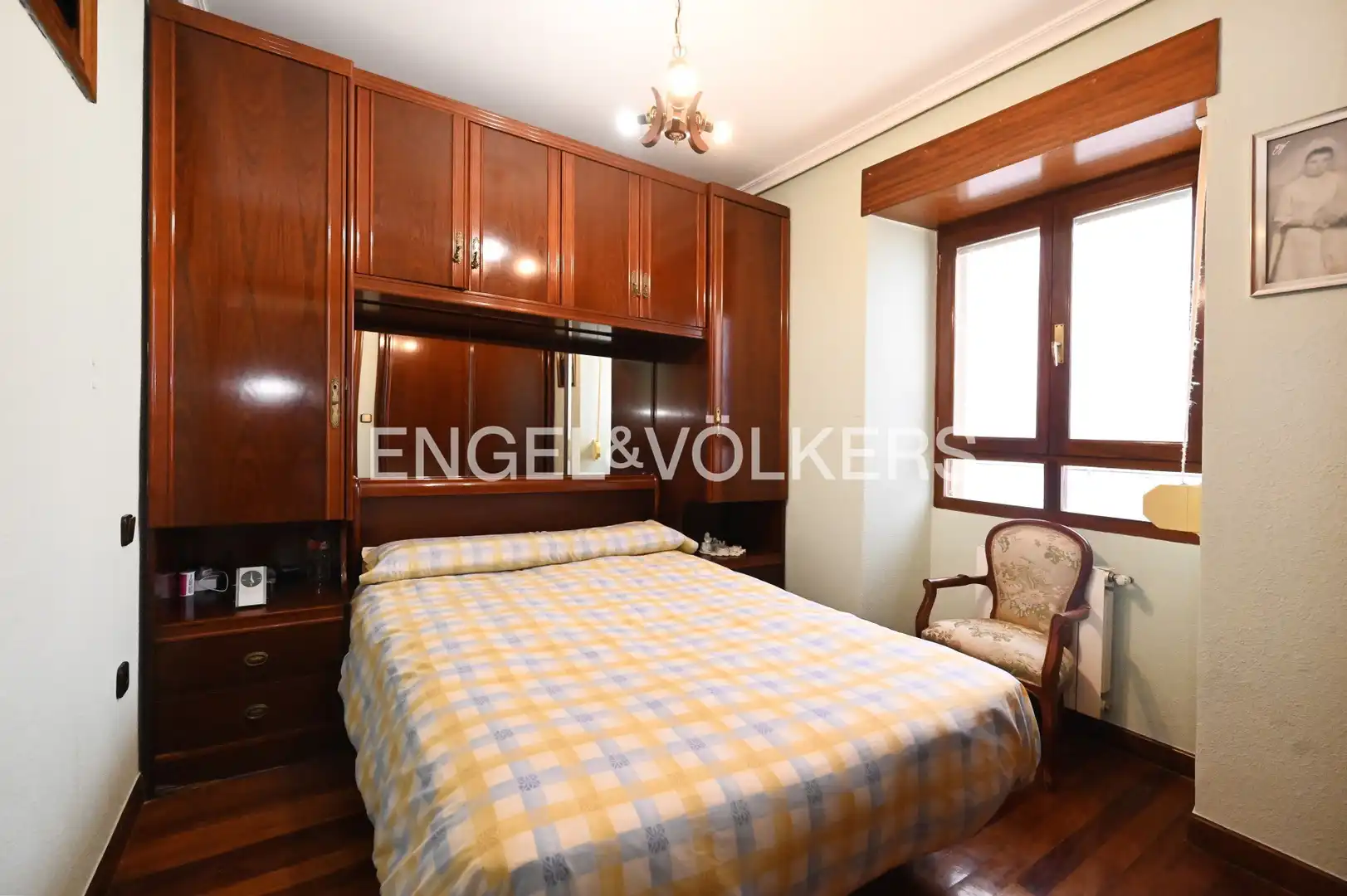 Habitación de Casa o chalet en venta en Corvera de Toranzo con Calefacción, Terraza y Balcón