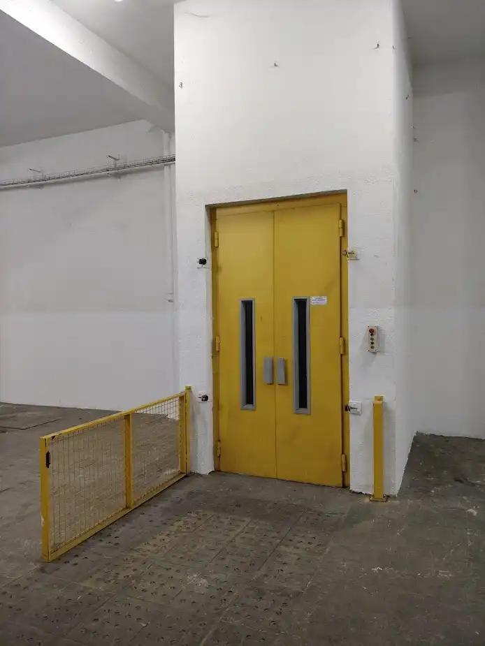 Nau industrial en venda en Sant Boi de Llobregat