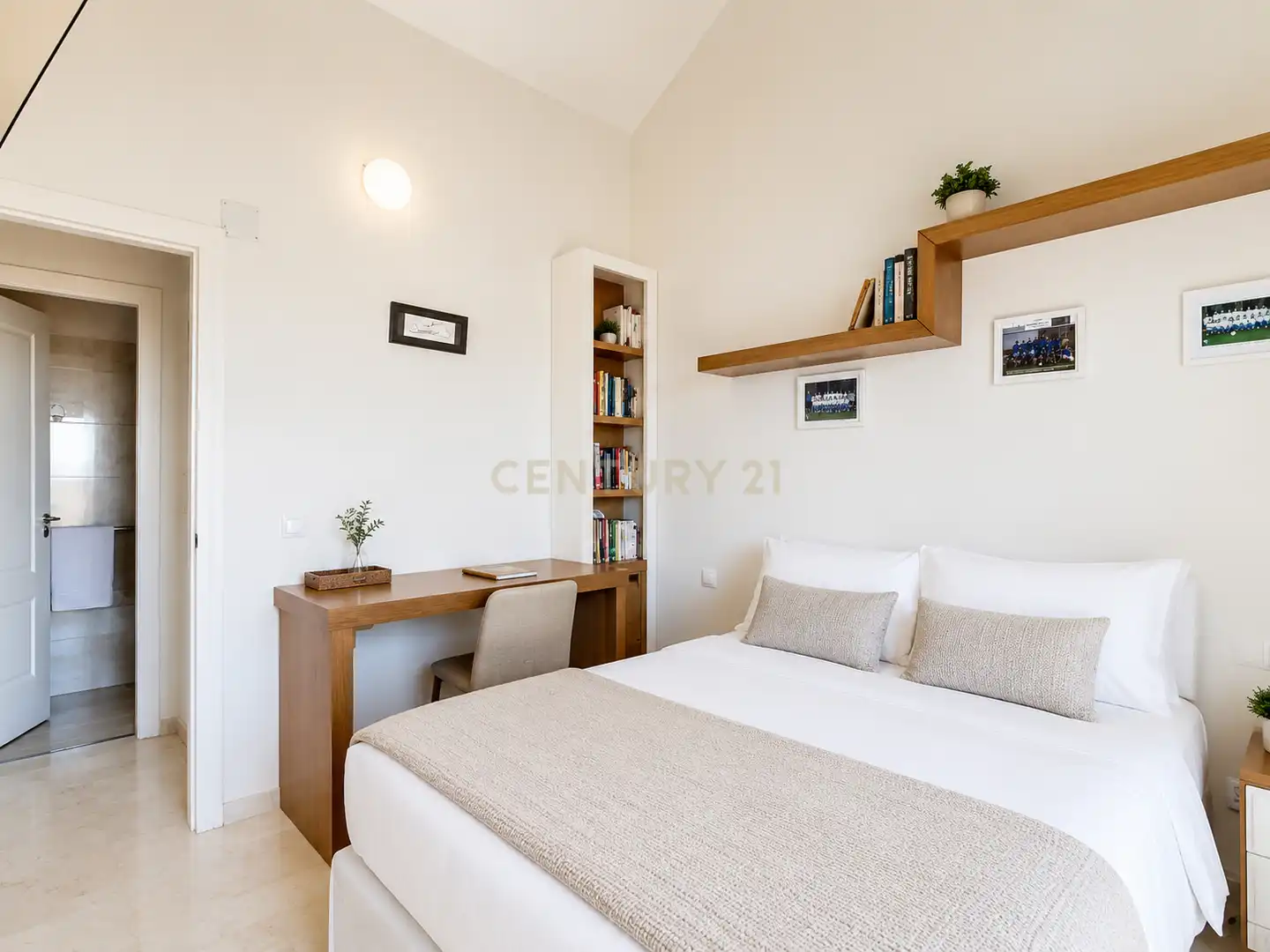 Dormitori de Apartament en venda en Benalmádena amb Aire condicionat i Balcó