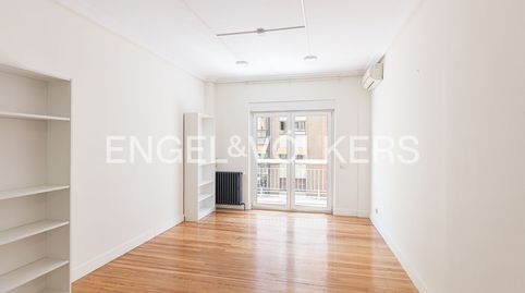 Foto 5 de Piso en venta en Vallehermoso, Madrid Capital