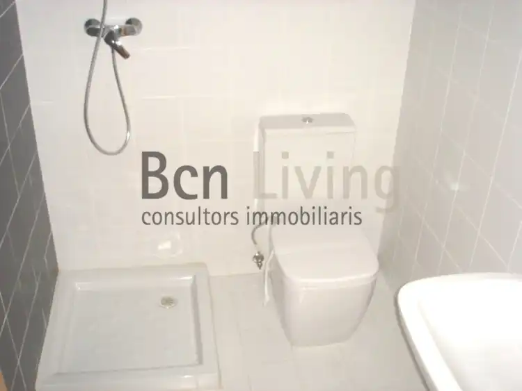 Bedroom of Flat for rent in L'Hospitalet de Llobregat  with Air Conditioner, Heating and Parquet flooring