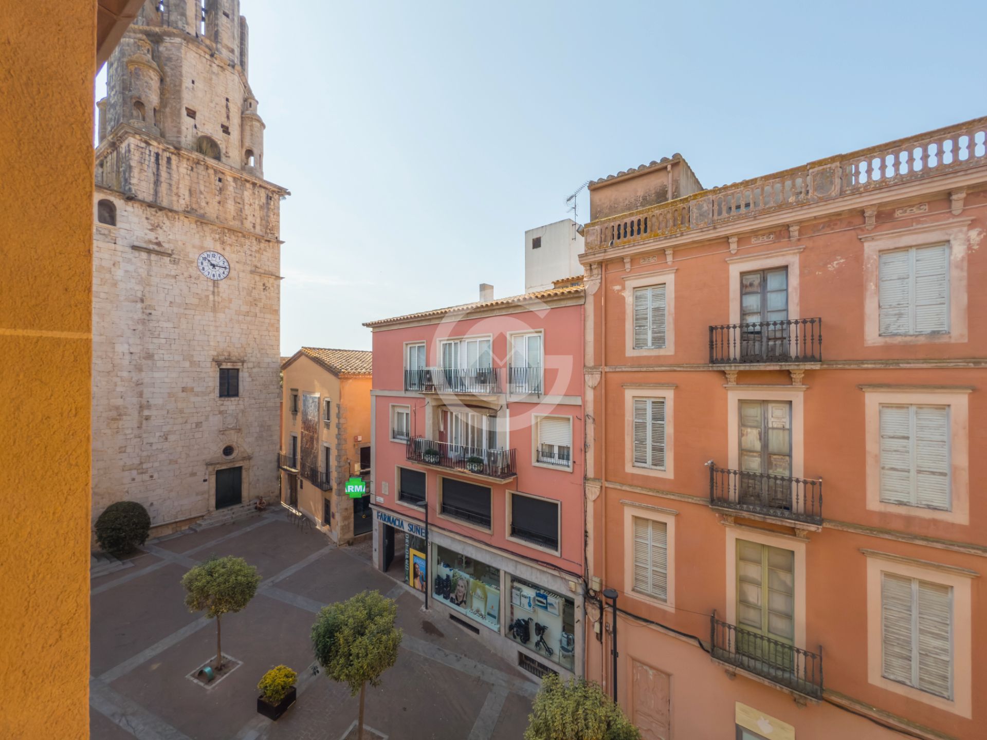 Vista exterior de Edifici en venda en Palafrugell