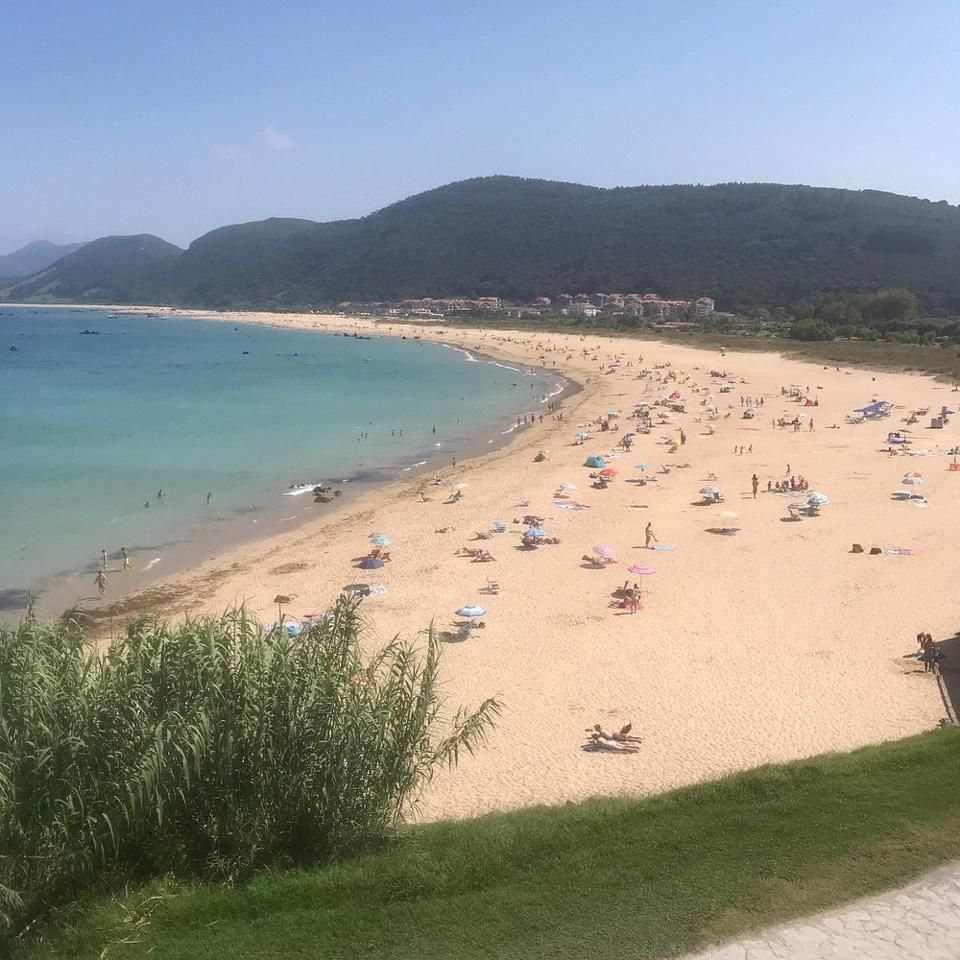 Vista exterior de Planta baixa en venda en Noja amb Terrassa i Moblat